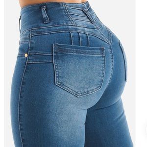Curvy Skinny Colombian Jeans